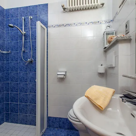 Vanni Hotel 3*