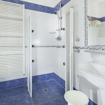 Vanni Hotel 3*