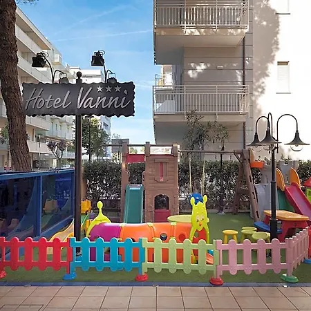 Vanni מלון מיסאנו אדריאטיקו